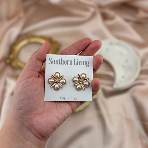 Southern Living Rose Gold Floral Clip Earrings - Picture 4 of 4